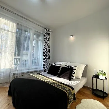 Cracow Heart Apartamento